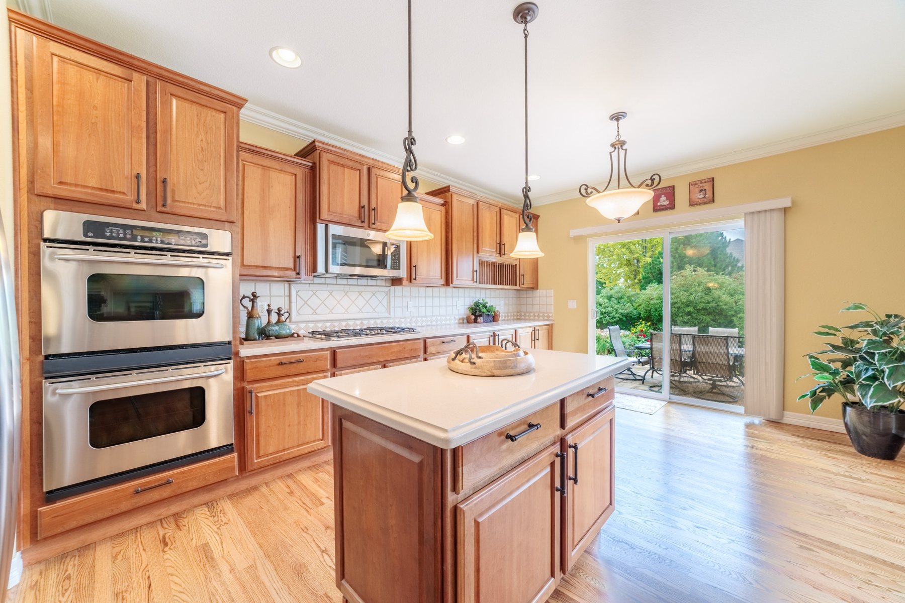 Kitchen with backyard access at 11806 N Beasly Rd