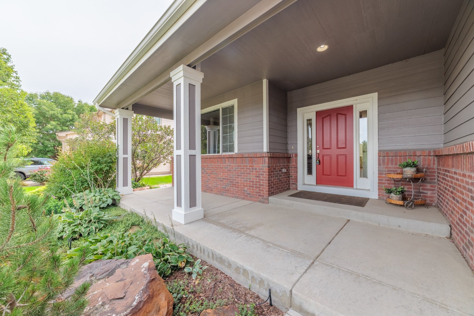 Covered front porch at 11806 N Beasly Rd